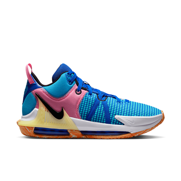 LeBron Witness 7