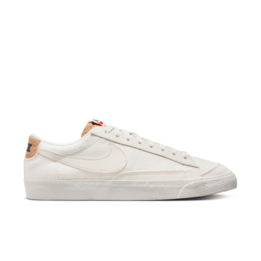 Blazer Low 77 Premium